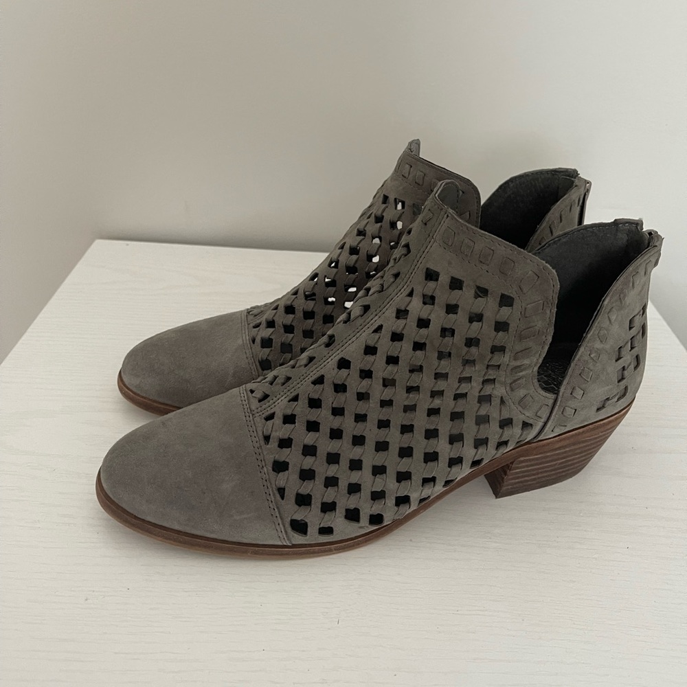 Vince Camuto bootie